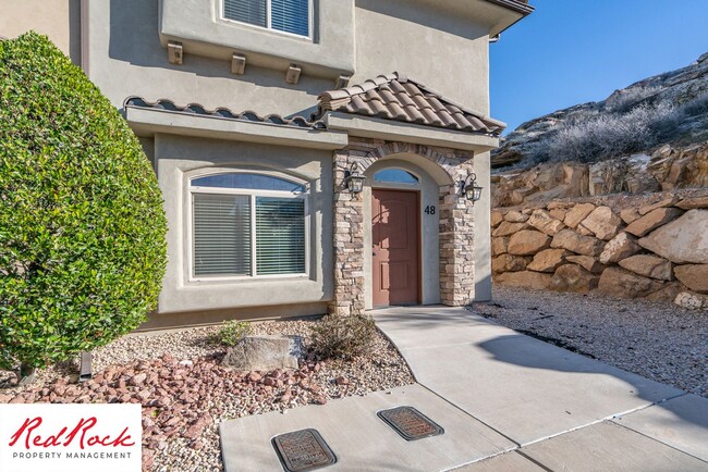 Building Photo - 3 Bedroom Townhome In Southgate Community