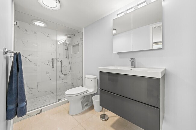 Building Photo - 4000 N Ocean Dr