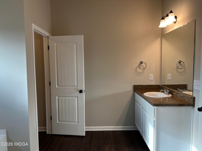 Building Photo - 147 Goodall Woods Dr