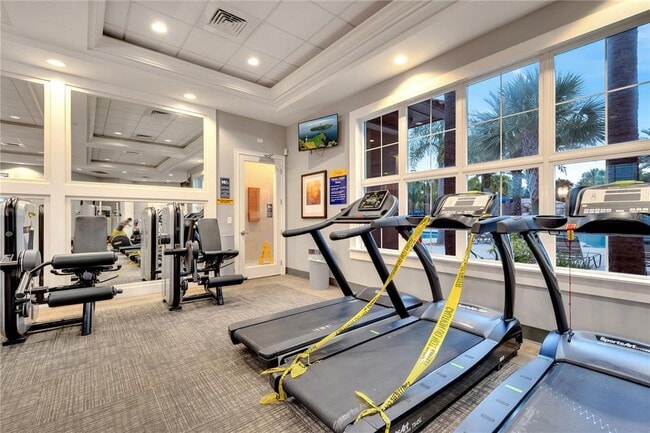 Building Photo - 4164 Oak Tree Dr