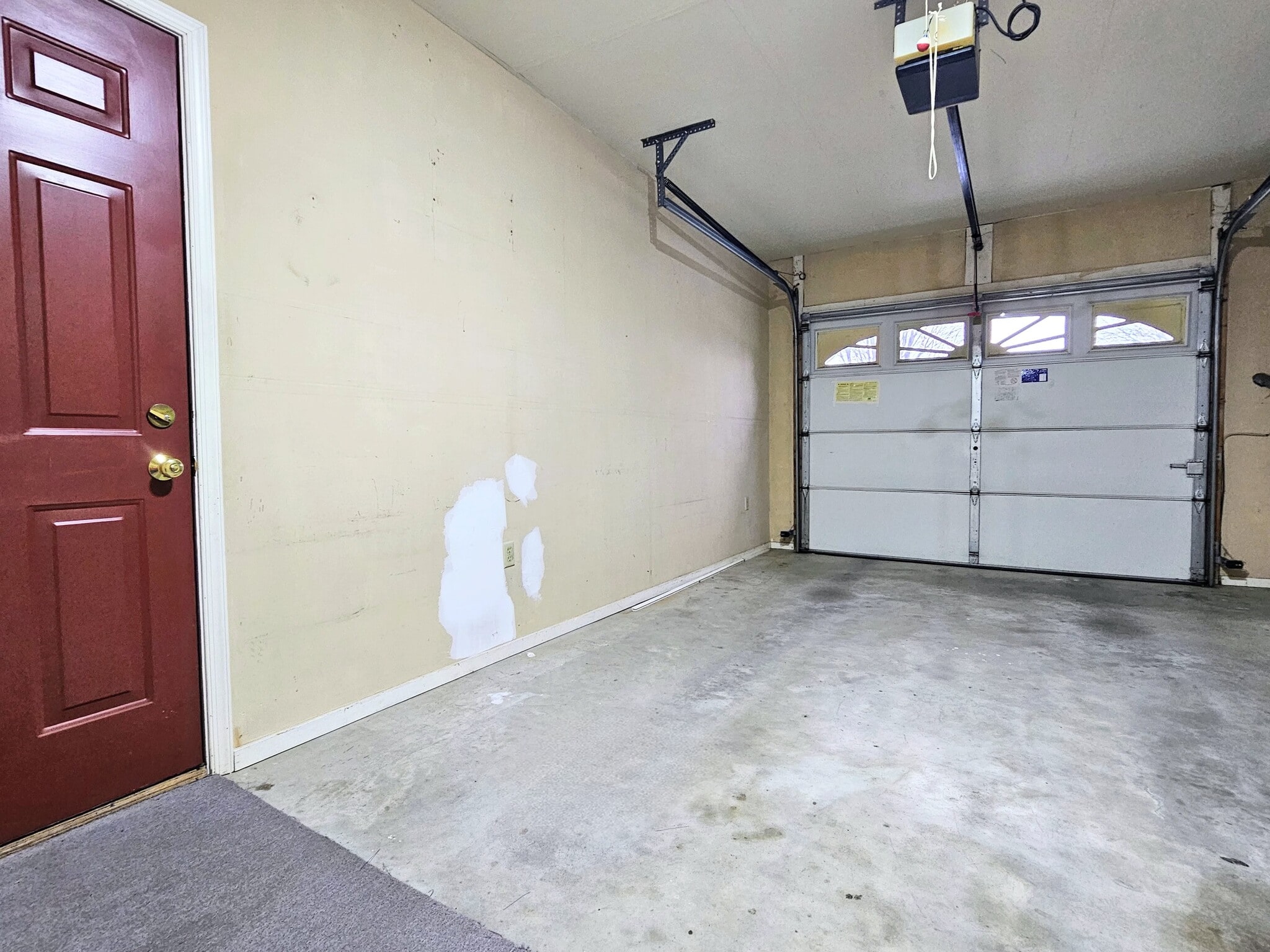 Building Photo - 357 Acorn Cir