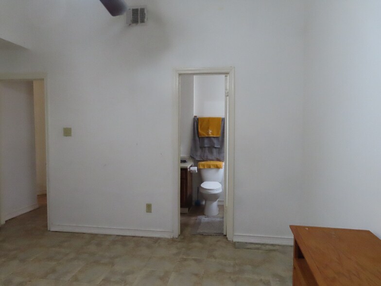 Building Photo - 12307 Currin Forest Dr