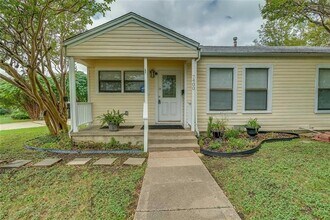 Building Photo - 7400 Llano Ave