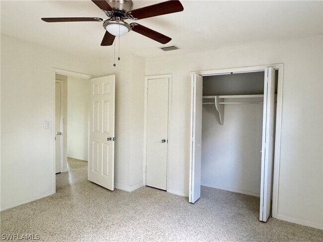 Building Photo - 345 Georgia Ln