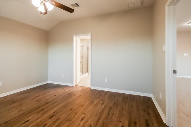 Building Photo - 3727 McDonough Way