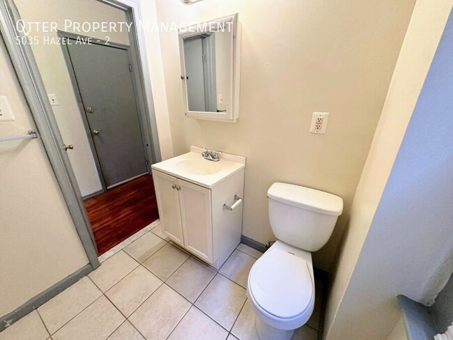 Building Photo - 2BR/1BA Sun-drenched West Philly Apt with ...