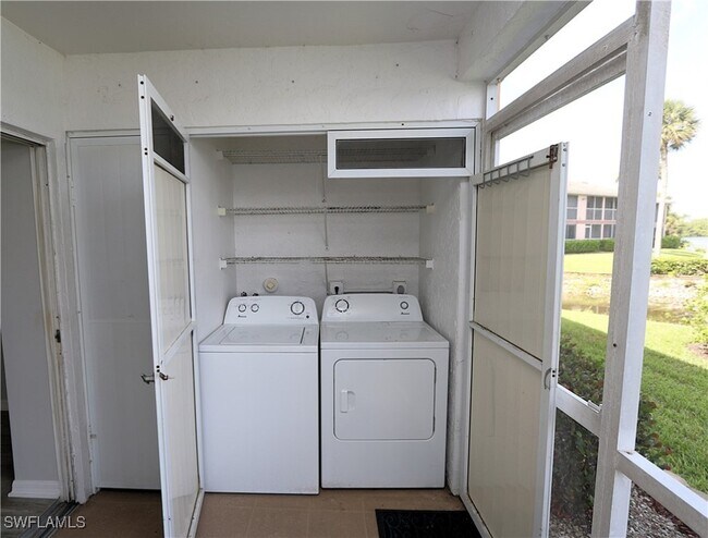 Building Photo - 1155 Mainsail Dr