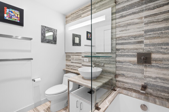 Building Photo - 322 W 57th St