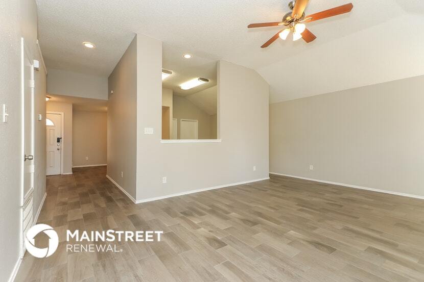 Building Photo - 6111 Inks Lake Dr