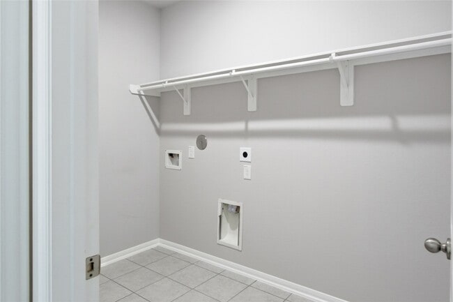 Building Photo - 2429 Palisade Crst Dr