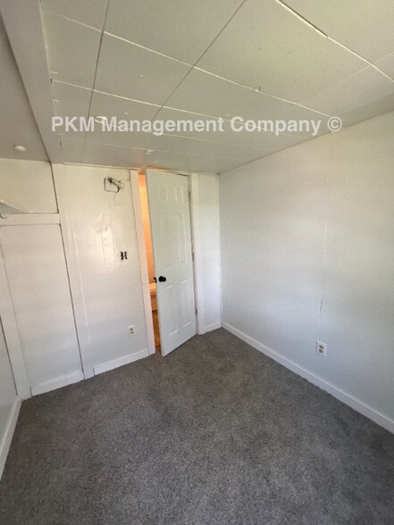 Building Photo - 507 Fir St