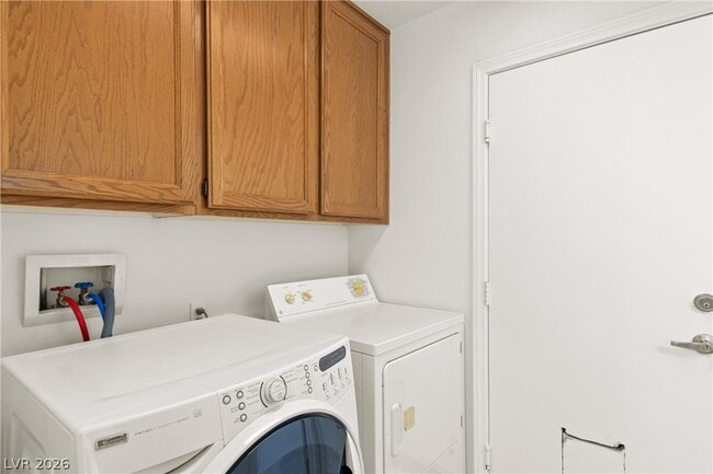 Building Photo - 7873 Laurelton Pl