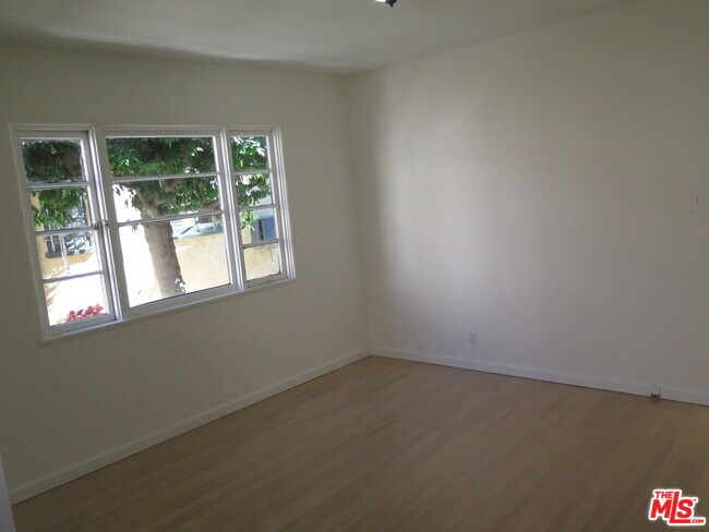 Building Photo - 2128 20th St