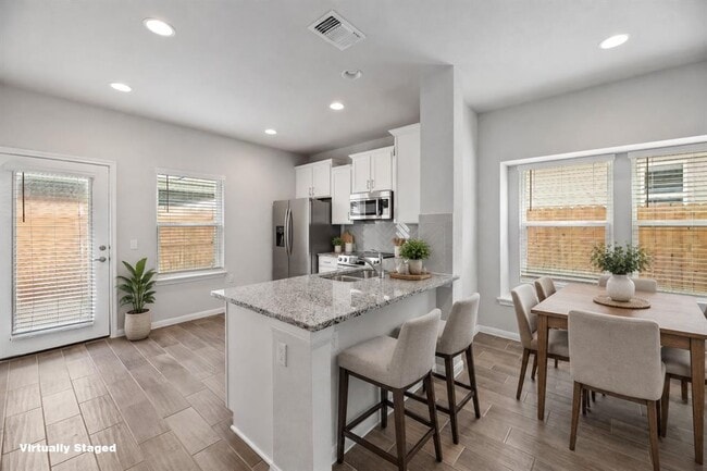 Building Photo - 17212 Adoro Dr