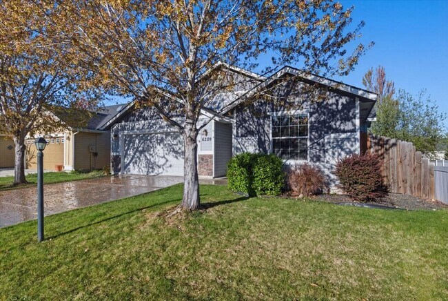 Building Photo - Single Level 3-bedroom 2-bathroom home in SW Boise