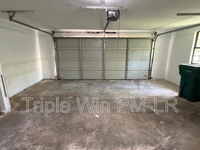 Building Photo - 17512 Bradshaw Rd