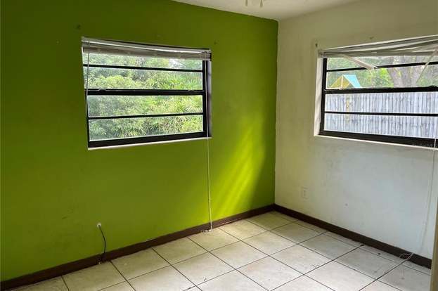 Building Photo - 5027 Kempston Dr