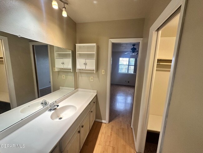 Building Photo - 5030 Alabama St