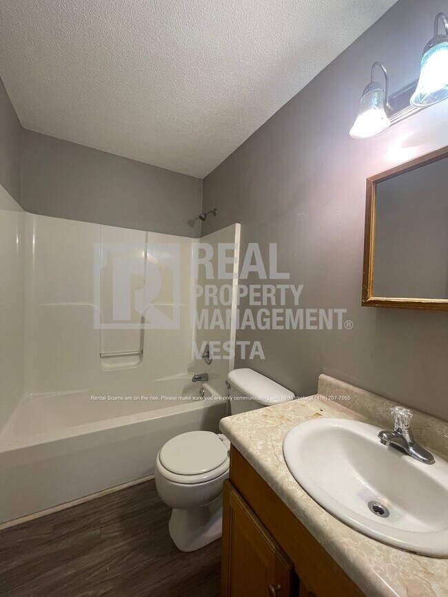 Building Photo - 1257 Boone St