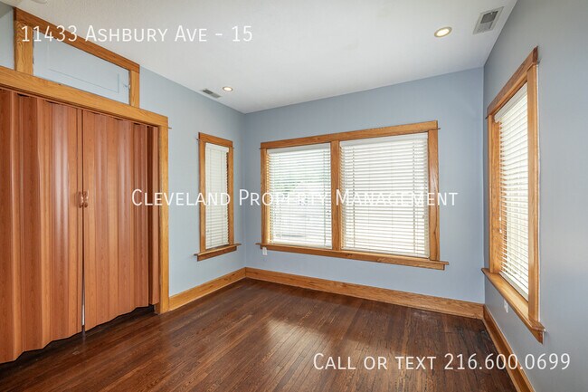 Building Photo - 11433 Ashbury Ave