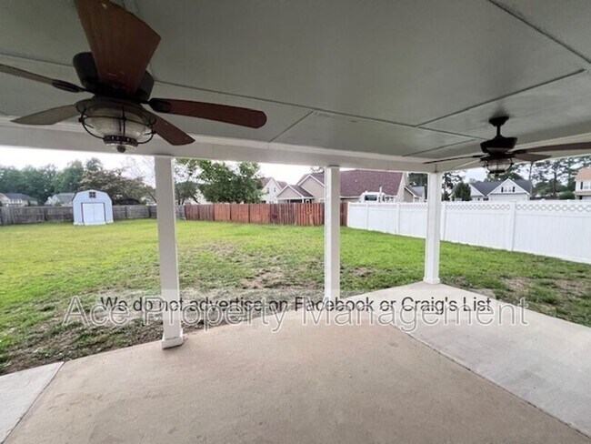 Building Photo - 2826 Aristocrat Ln
