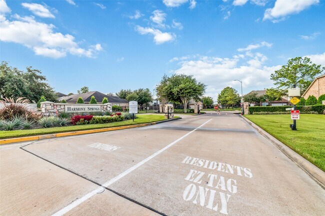 Building Photo - 9611 Mammoth Springs Ct