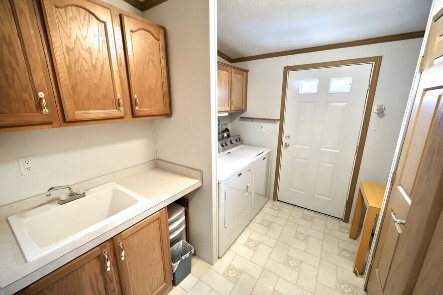 Building Photo - 3011 Faith Ln