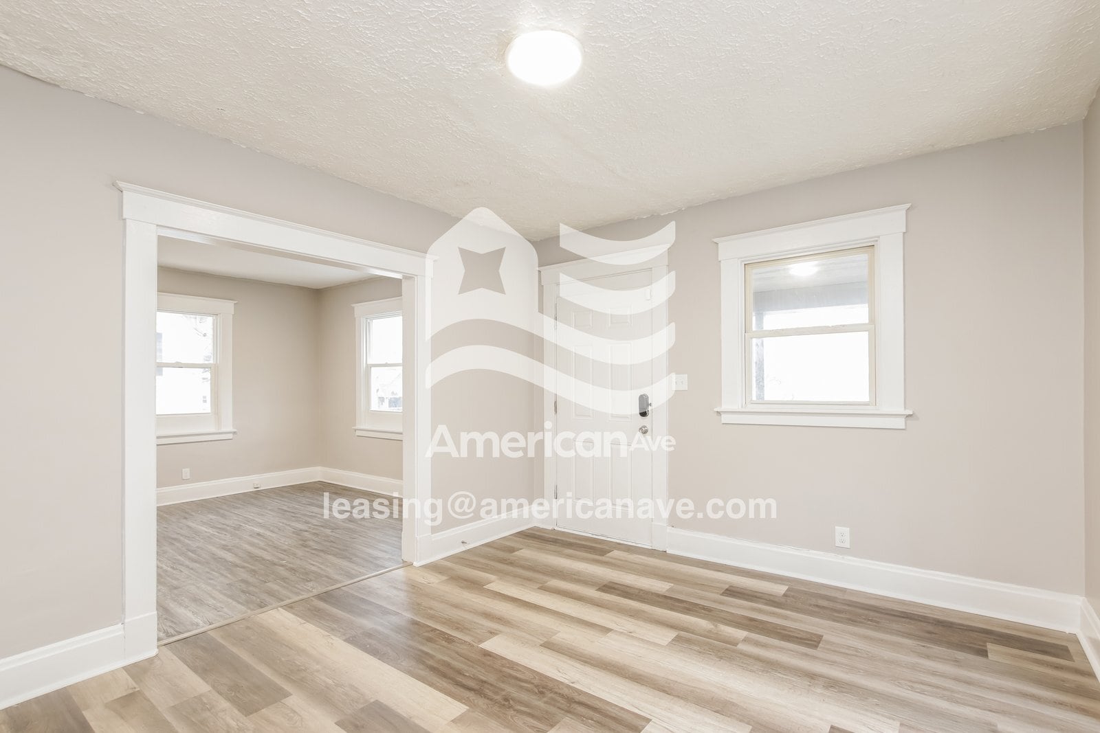 Building Photo - 1823 Sundale Ave