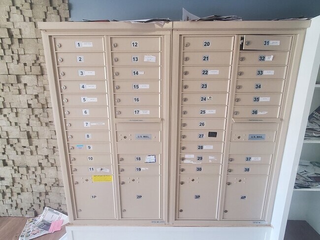 Building Photo - 760 Cummins Hwy