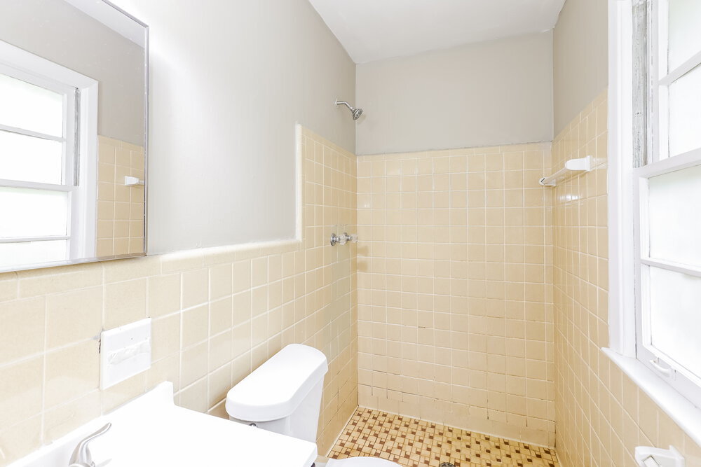 Building Photo - 3149 Beech Dr