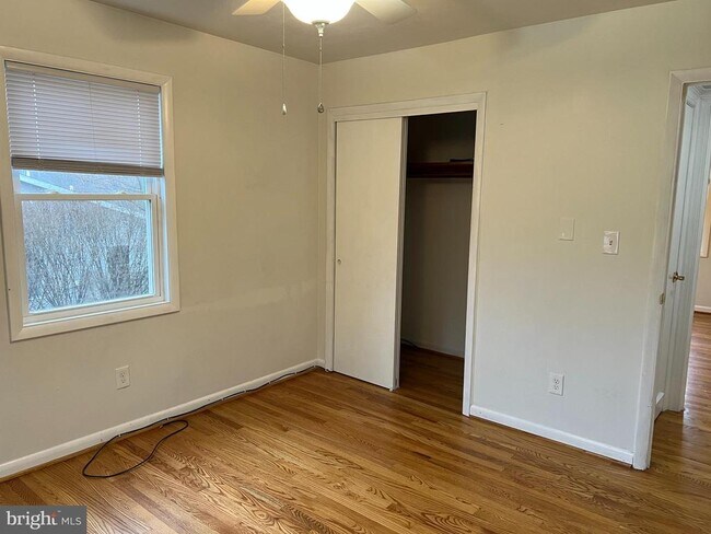 Building Photo - 810 Wisteria Dr