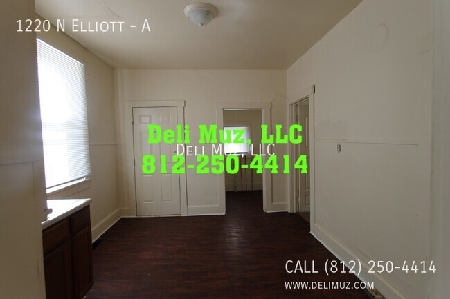 Building Photo - 1220 N Elliott St