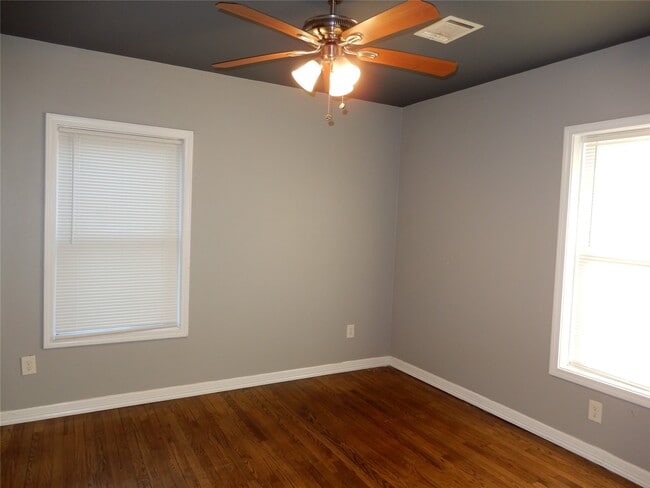 Building Photo - 3507 Gano St