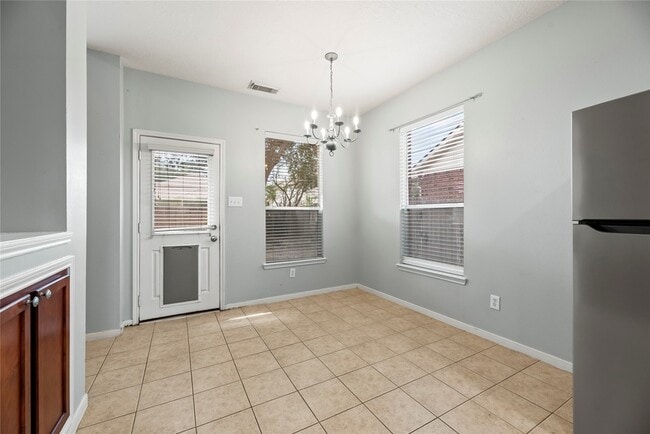 Building Photo - 16127 Spur Canyon Ct