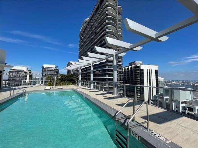 Building Photo - 1100 S Miami Ave