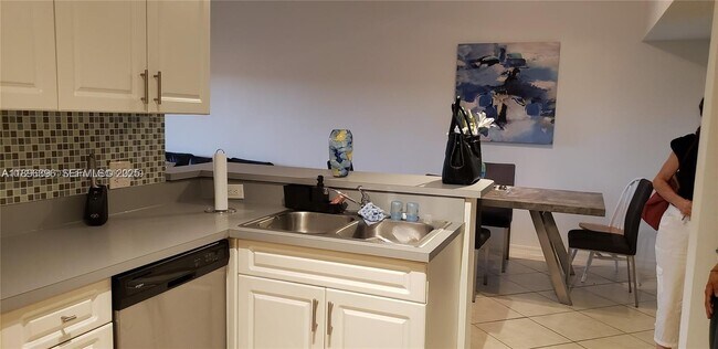 Building Photo - 9645 NW 1st Ct