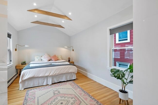 Building Photo - 137 Otis