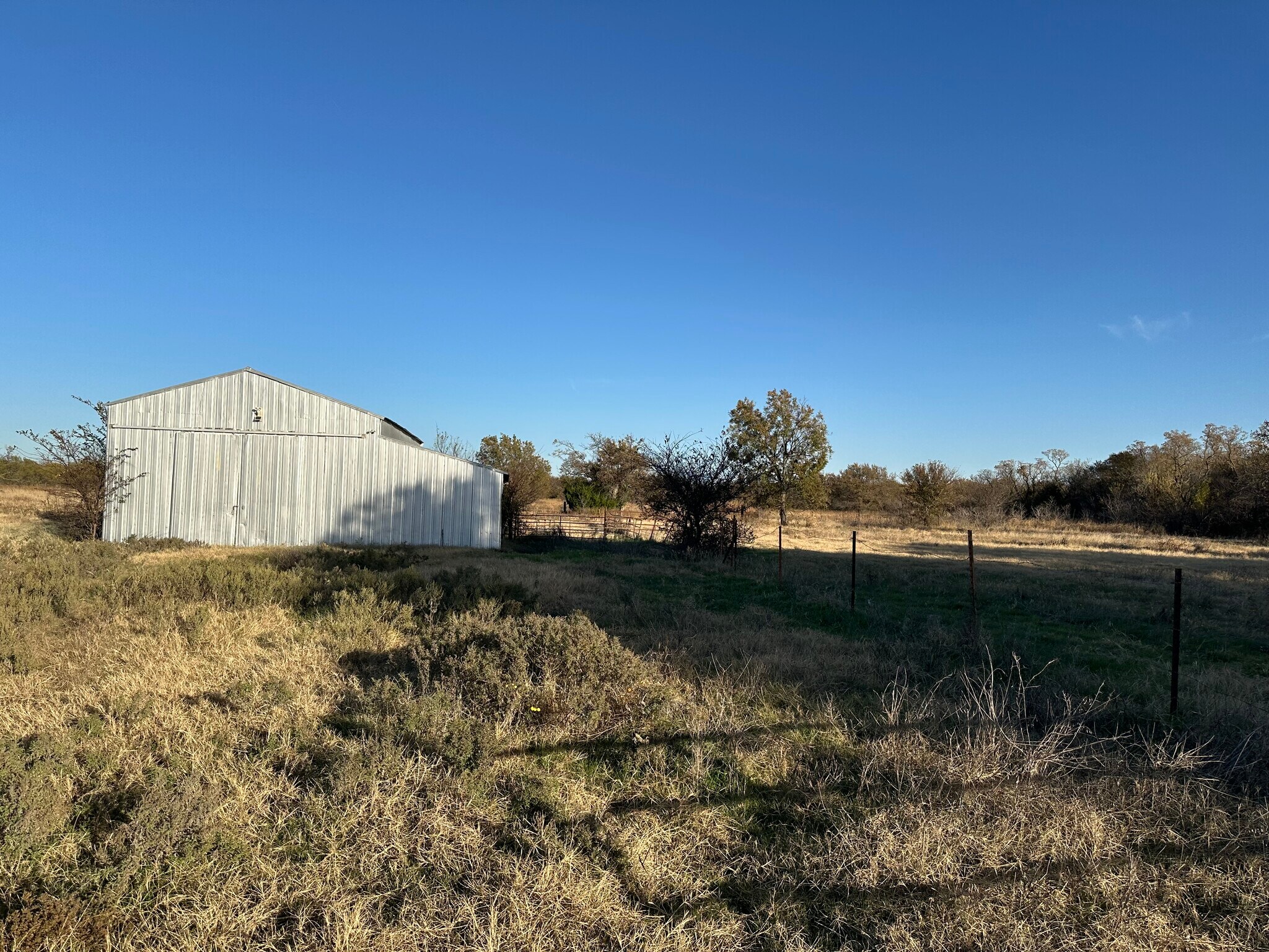 Building Photo - 13520 NW Cache Rd