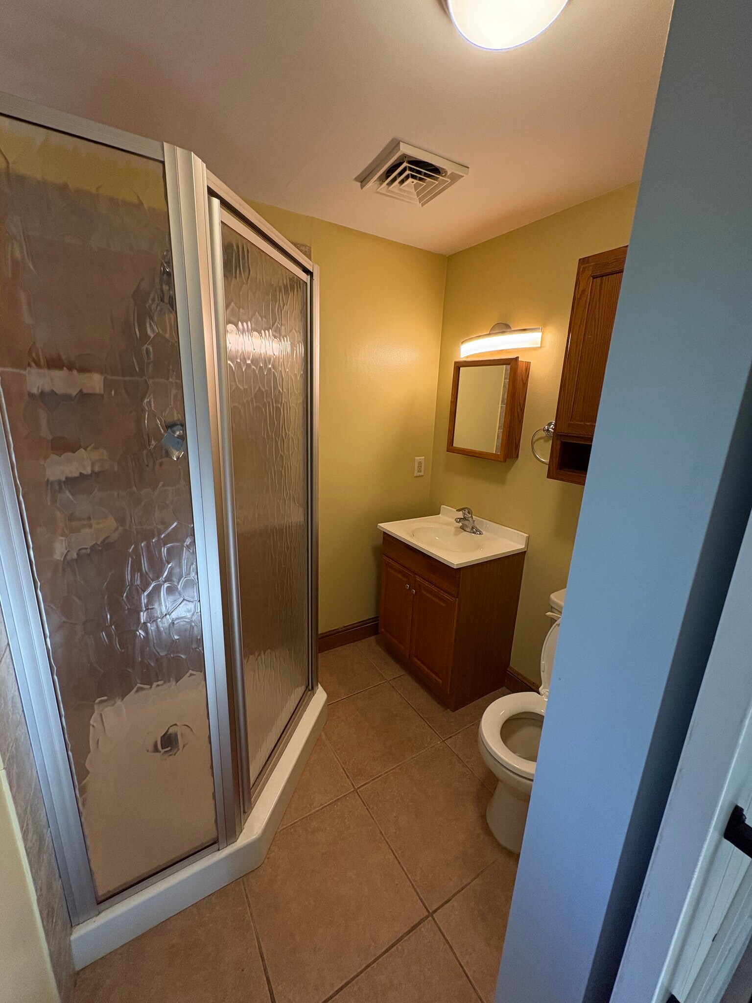 Building Photo - 3627 Oak Park Dr