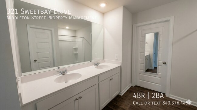 Building Photo - 321 Sweetbay Dr