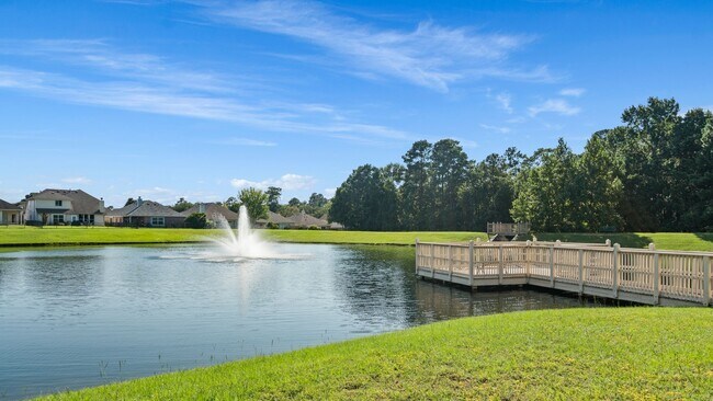 Building Photo - 2302 Oakleaf Hills Cir