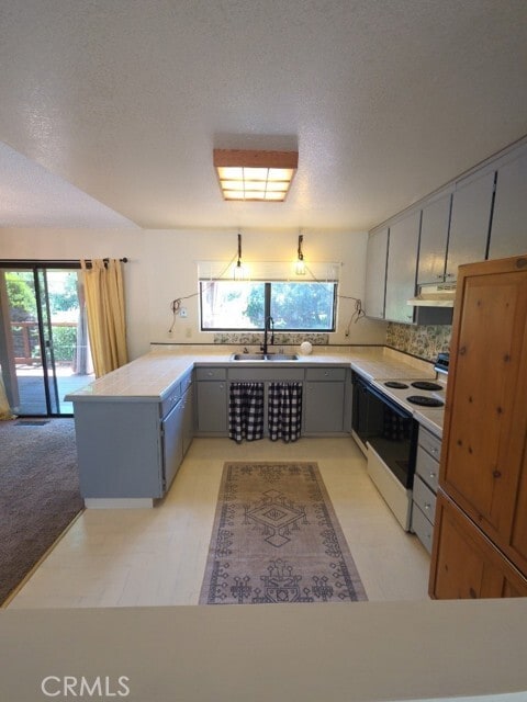 Building Photo - 4674 Hawaina Way