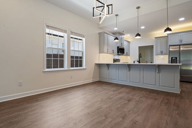 Building Photo - Charming Newly Constructed Property in Raleigh with Modern Appliances/Fixtures!