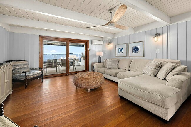 Building Photo - 617 Bayshore Dr
