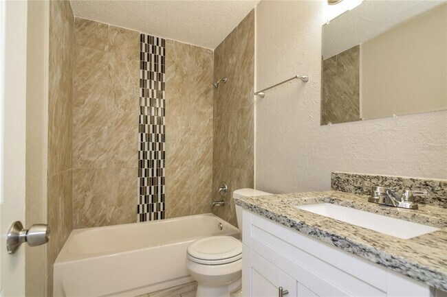 Building Photo - 4805 S 88th St