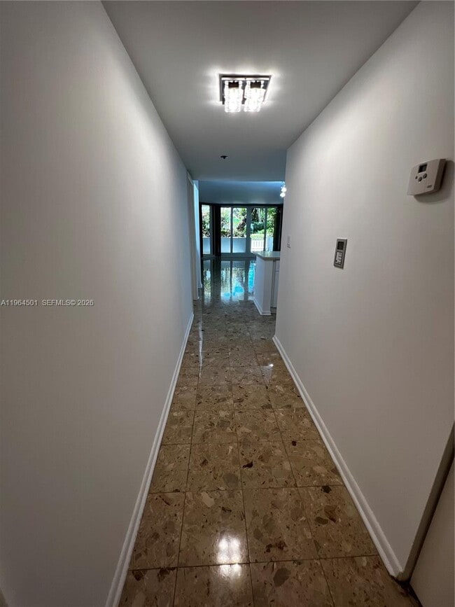 Building Photo - 1717 N Bayshore Dr