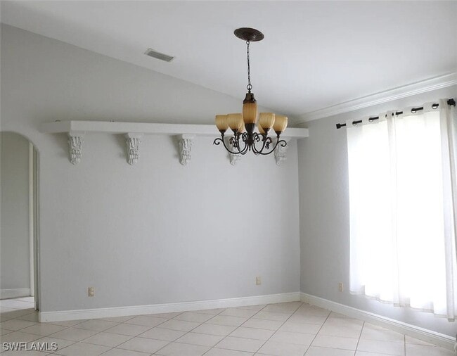 Building Photo - 120 18th Ave NE