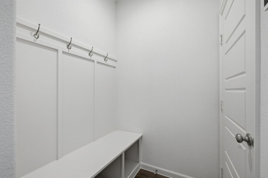 Building Photo - 1459 Kingswell Ln