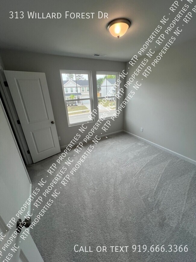 Building Photo - 313 Willard Forest Dr, Wendell, NC 27591