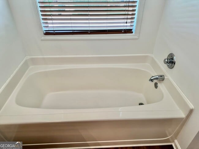 Building Photo - 3363 Willow Meadow Ln